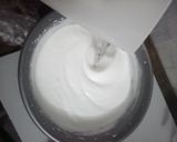 Foto langkah ke 2 dari resep Bolu putih telur kukus.