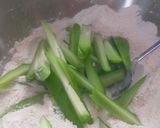 Foto langkah ke 3 dari resep Labu Siam Goreng Tepung.