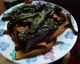 Foto del paso 2 de la receta: Patatas fritas con pimientos verdes
