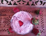 स्ट्रॉबेरी योगर्ट(strawberry yogurt recipe in hindi) रेसिपी चरण 6 फोटो