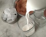 A picture of step 4 of Creamed Cold Coffee.