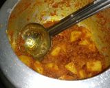 A picture of step 6 of Aaloo paneer ki sabzi.