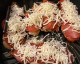 A picture of step 2 of Pizza chicken.