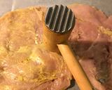Une image de l'étape 1 de Roule blanc de poulet et courgettes.