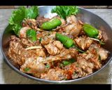 A picture of step 2 of Maharani creamy chicken karahi.