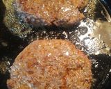 A picture of step 3 of Pasta, Kale and Chorizo Burger.