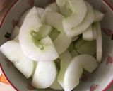 薑絲炒大黃瓜的食譜步驟1照片