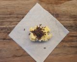 Foto langkah ke 2 dari resep Lumpia tape keju coklat.