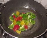 A picture of step 1 of Capsicum paneer gravy.