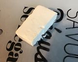 Une image de l'étape 3 de Melon au deux tomates, feta et menthe.