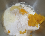 Foto langkah ke 1 dari resep 20. Donat Ubi Kuning.