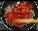 A picture of step 1 of Paneer Lababdar.