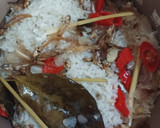 Foto langkah ke 6 dari resep 🍚🍃Nasi liwet rice cooker.