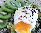 Foto del paso 5 de la receta Tostada de aguacate y huevo poché