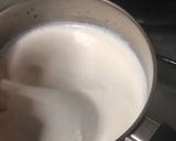 A picture of step 2 of Creamy jelly custard.