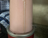 Foto del paso 2 de la receta: Helado proteico de fresa