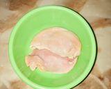 A picture of step 1 of Mashed potato X pan grilled chicken.