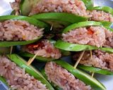 รูปขั้นตอนการทำที่ 3 ของ ข้าว(น้ำพริกกะปิ)ปั้น ชุบไข่ ทอด
