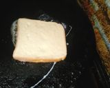A picture of step 3 of Cheesy Salty French Toast.