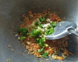 Foto langkah ke 2 dari resep *risol mini*.
