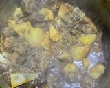 A picture of step 2 of Aloo gosht.