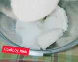 A picture of step 1 of Banana Chocolate smoothie.