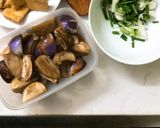 Hình bước làm 2 của món Cà bung thịt đậu phụ