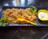 A picture of step 4 of Jhatpat pulav.