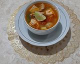 Foto langkah ke 4 dari resep Sup Tom Yam.