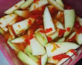 Foto langkah ke 3 dari resep Asinan mangga muda.