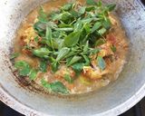 Foto langkah ke 6 dari resep Ikan bandeng bumbu kuning kemangi.