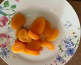 A picture of step 1 of Apricot Walnut Candy.