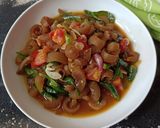 Foto langkah ke 4 dari resep Oseng Kikil Cabai Hijau.
