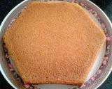 A picture of step 6 of Eggless papaya sponge cake.