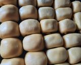 Foto langkah ke 10 dari resep Bolen Lembut Tanpa Bau Tepung.