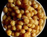 A picture of step 1 of Chickpea chocolate laddoos.