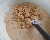 Foto del paso 2 de la receta: Budín integral de naranja, nueces y garrapiñada