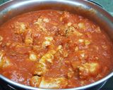 Foto del paso 3 de la receta: Patitas de cordero con tomate