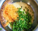 मिक्स वेज मूंग दाल पकौड़ा (mix veg moong dal pakoda recipe in Hindi) रेसिपी चरण 2 फोटो