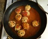 A picture of step 5 of Shrimp meatball in tomato basil sauce.
