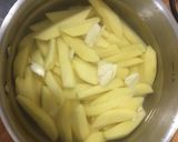 Foto langkah ke 2 dari resep Kentang Goreng Rumahan.