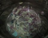 Foto langkah ke 3 dari resep Sayur Bening Bayam Wortel.