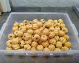 Foto langkah ke 11 dari resep Soes/Sus Kering isi Coklat.