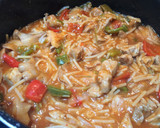 Foto del paso 5 de la receta: Fideos con solomillo de cerdo y setas