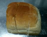 A picture of step 2 of Cheesy pizza bun.