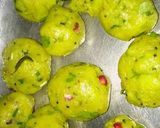 A picture of step 1 of Potato stuff idli.