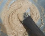A picture of step 2 of Aata halwa.