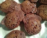 Foto langkah ke 6 dari resep Bolu karamel / Bolu Sarang Semut Mini.