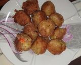 A picture of step 5 of Yam balls.