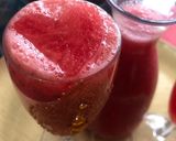 A picture of step 4 of Water melon juice.